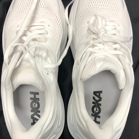 Hoka Women's All-White Sz 8 B Bondi 9 Sneakers - Picture 5 of 7